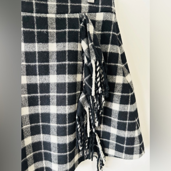 Kate Spade New York Rustic Mini Skirt With Cascading Fringe Size 2 NWOT - Picture 7 of 9